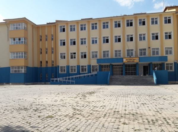 Hacı Mahmut Yavuz Anadolu Lisesi Fotoğrafı